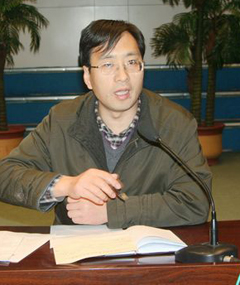 魏華中