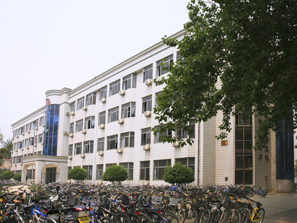 校園7(xiu)